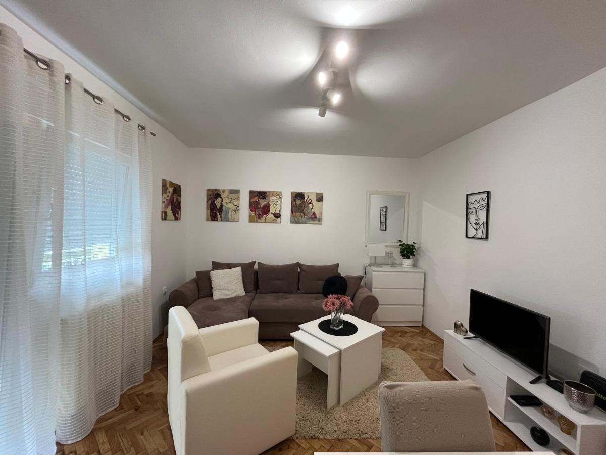 Apartment Sophie Novi Sad Exterior photo